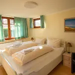 Inselhotel Kapitaen Tadsen / Amrum
