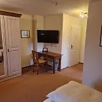 Hotel Inselhotel Kapitaen Tadsen / Amrum 3*