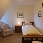 Hotel Inselhotel Kapitaen Tadsen / Amrum Nebel