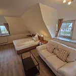 Hotell Inselhotel Kapitaen Tadsen / Amrum