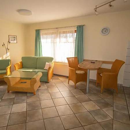 Otel Inselhotel Kapitaen Tadsen / Amrum 3*