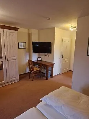 Hotel Inselhotel Kapitaen Tadsen / Amrum 3*