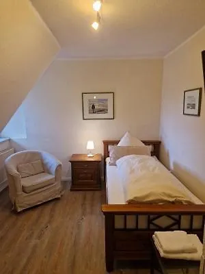 Otel Inselhotel Kapitaen Tadsen / Amrum Nebel