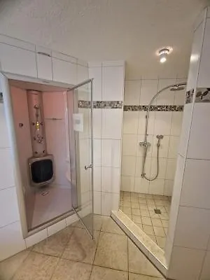 Inselhotel Kapitaen Tadsen / Amrum 酒店