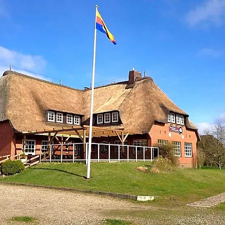 Inselhotel Kapitaen Tadsen / Amrum 3*