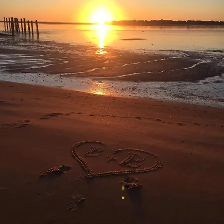 Hotel Inselhotel Kapitaen Tadsen / Amrum Nebel